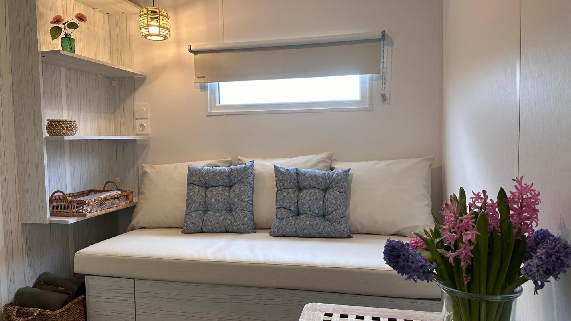 Glamping De Hof Van Eeden Warmond Esterno foto