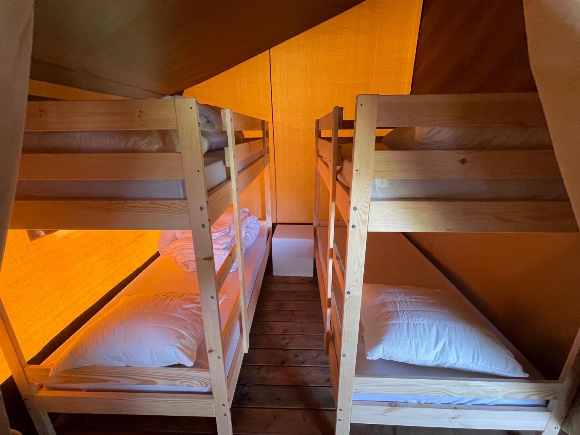 Glamping De Hof Van Eeden Warmond Esterno foto